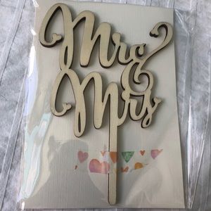 Mr and Mrs Cake Topper NWOT